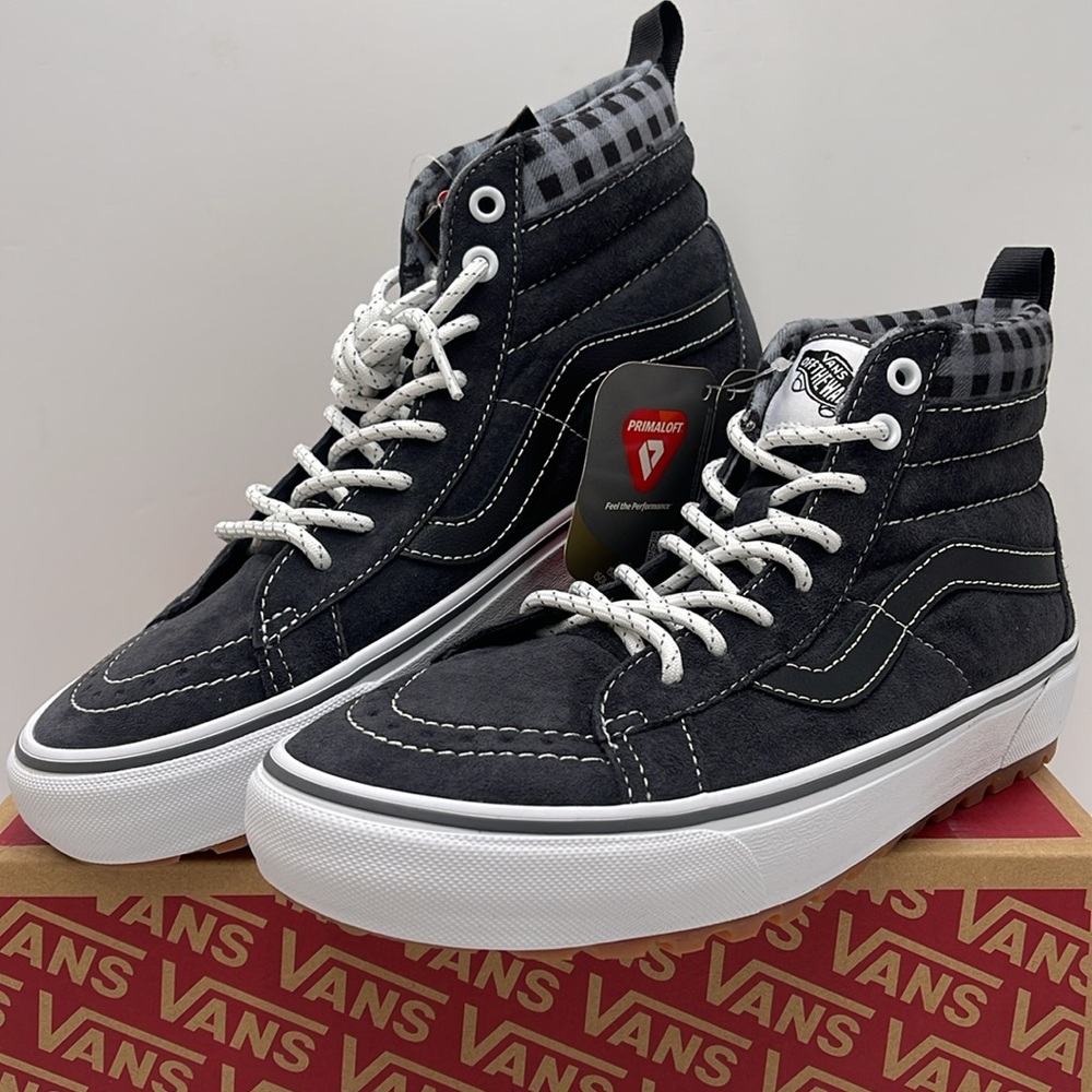 Vans Women’s Sk8-Hi Mte-1 Plaid Grey/White
VN0A5HZYGYW Boots Sneakers - Picture 4 of 16